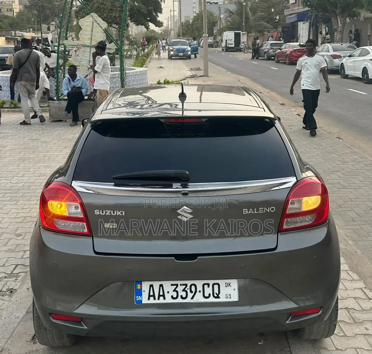 Suzuki Baleno 2020 Gris