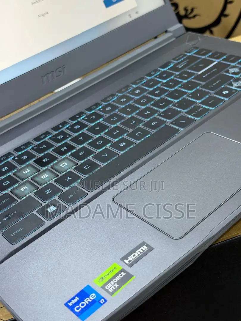 Nouveau Ordinateur portable MSI 16GB Intel Core i7 SSD 1T