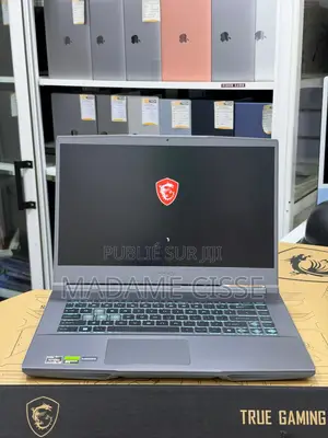 Nouveau Ordinateur portable MSI 16GB AMD Ryzen 7 SSD 512GB