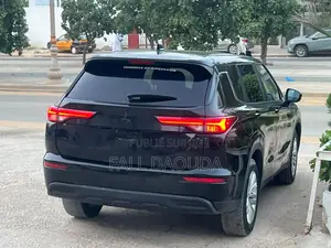 Mitsubishi Outlander 2022 Noir