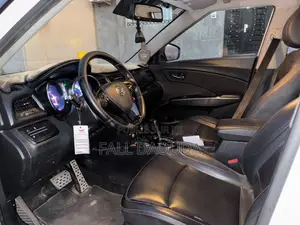 SsangYong Tivoli 2016 Blanc