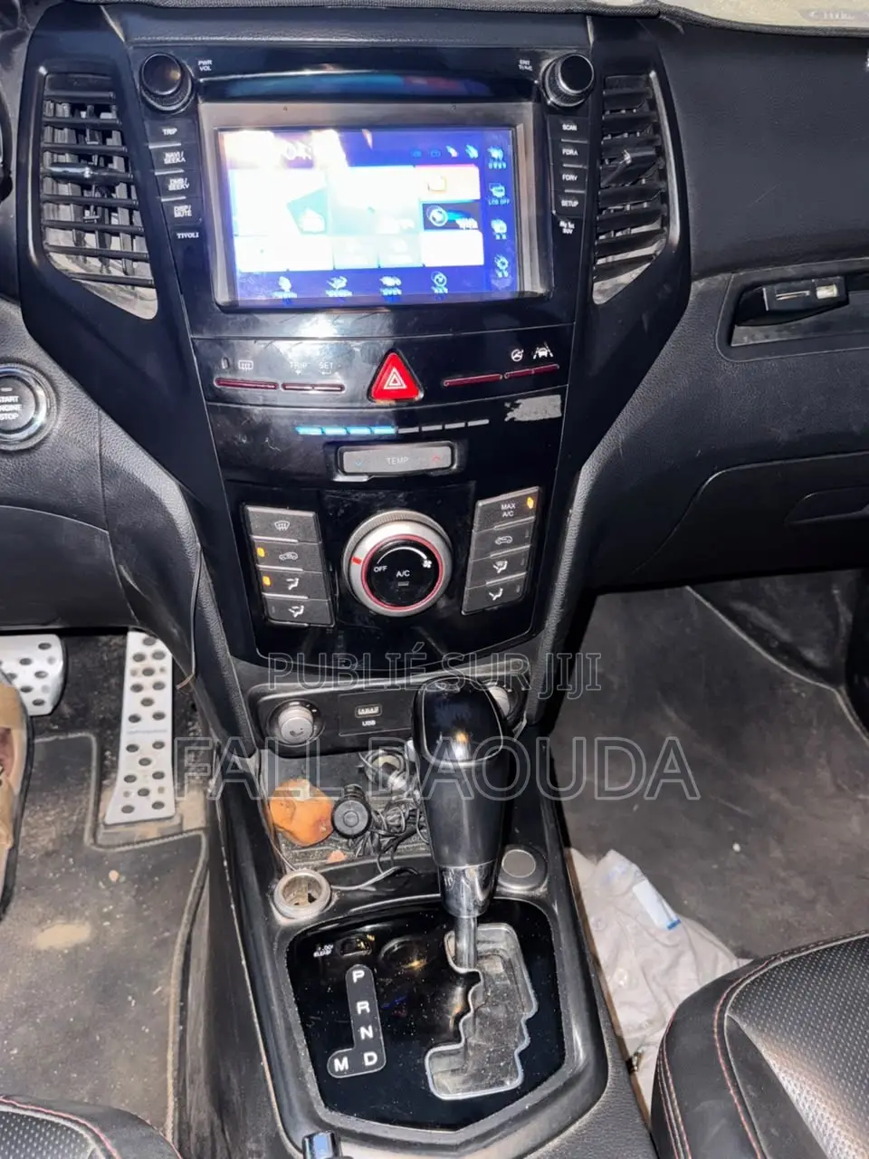 SsangYong Tivoli 2016 Blanc