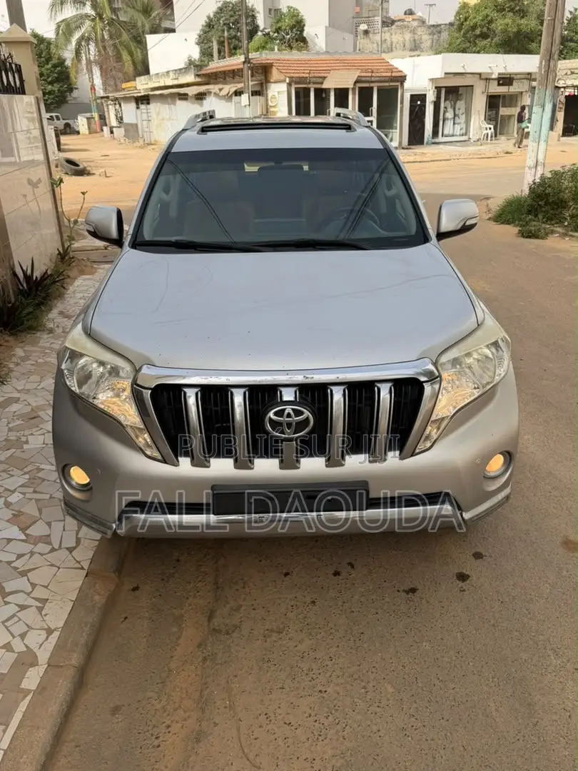 Toyota Land Cruiser Prado 2017 Gris