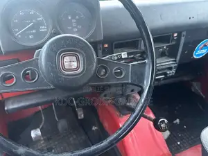Suzuki DL 1984 Rouge