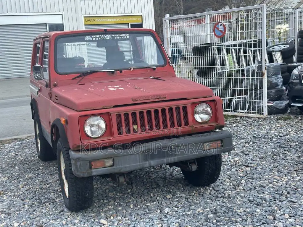 Suzuki DL 1984 Rouge