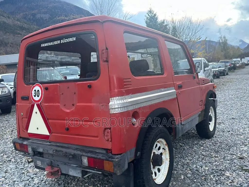 Suzuki DL 1984 Rouge