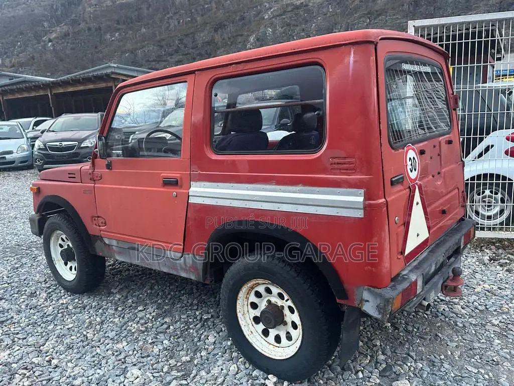 Suzuki DL 1984 Rouge