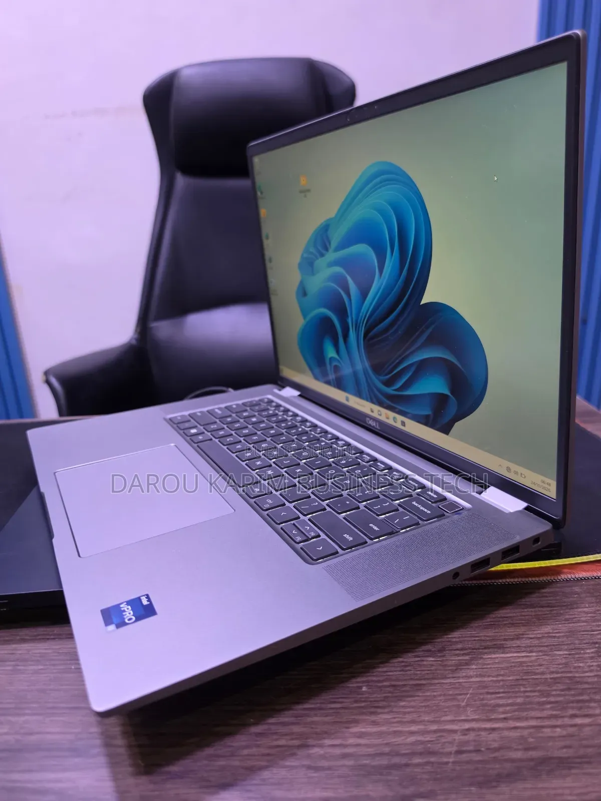 Nouveau Dell Latitude 7640 16GB Intel Core i5 SSD 512GB