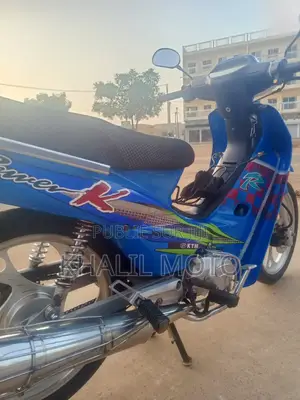 KTM 2000 Bleu