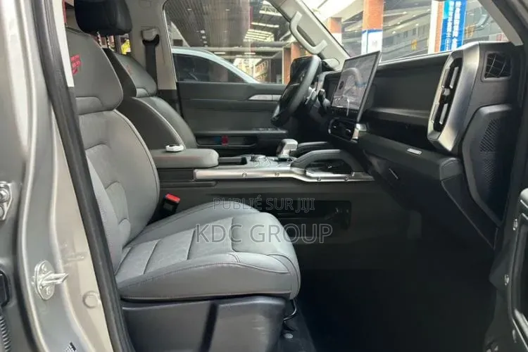 Jetour T2 2023 Gris