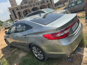 Hyundai Grandeur 2015 Gris
