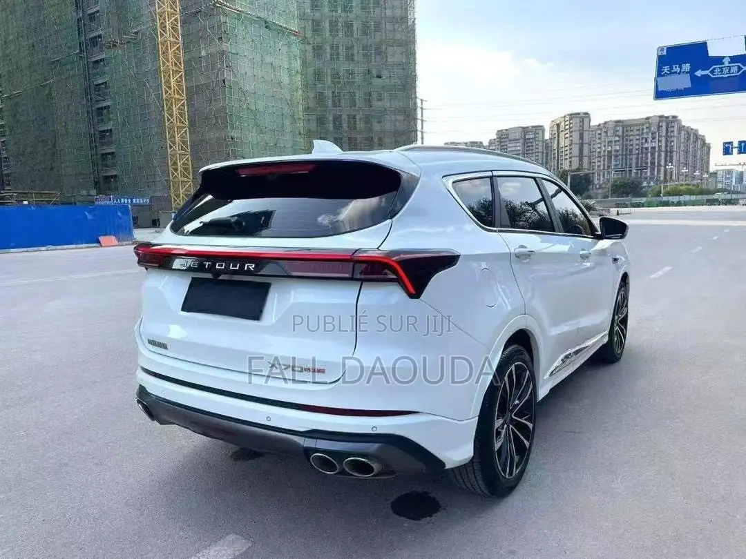 Jetour X70 2023 Blanc