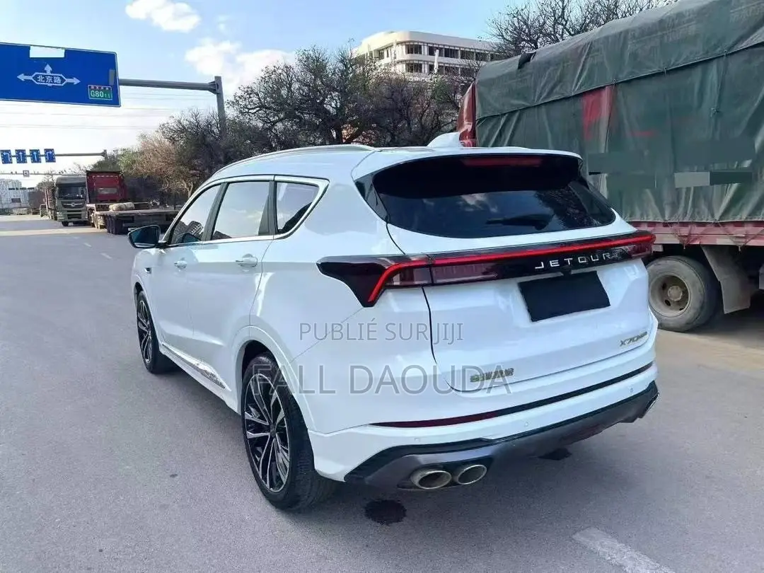 Jetour X70 2023 Blanc