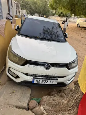 Moteur Et Boîte Tivoli