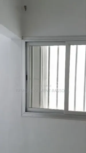 1chbre Studio dans , Yoff à Louer