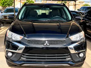 Mitsubishi Outlander 2016 Noir