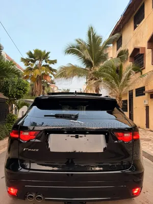 Jaguar F-Pace 2018 Noir Mat