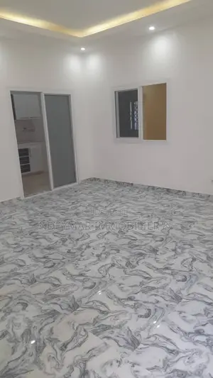 4chbre Appartement dans Ngor à Louer