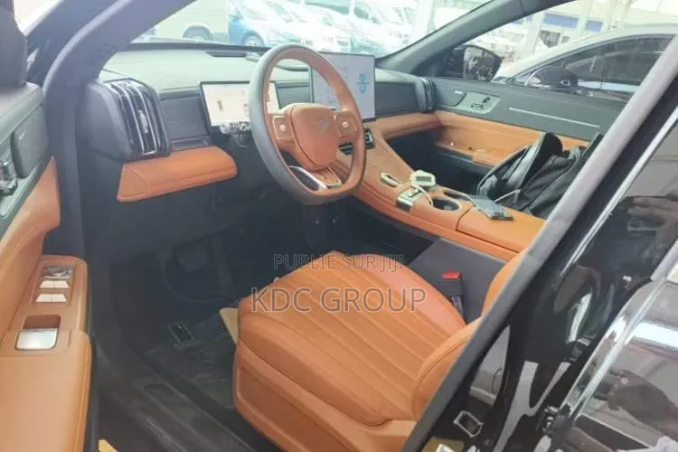 Jetour X70L 2026 Noir