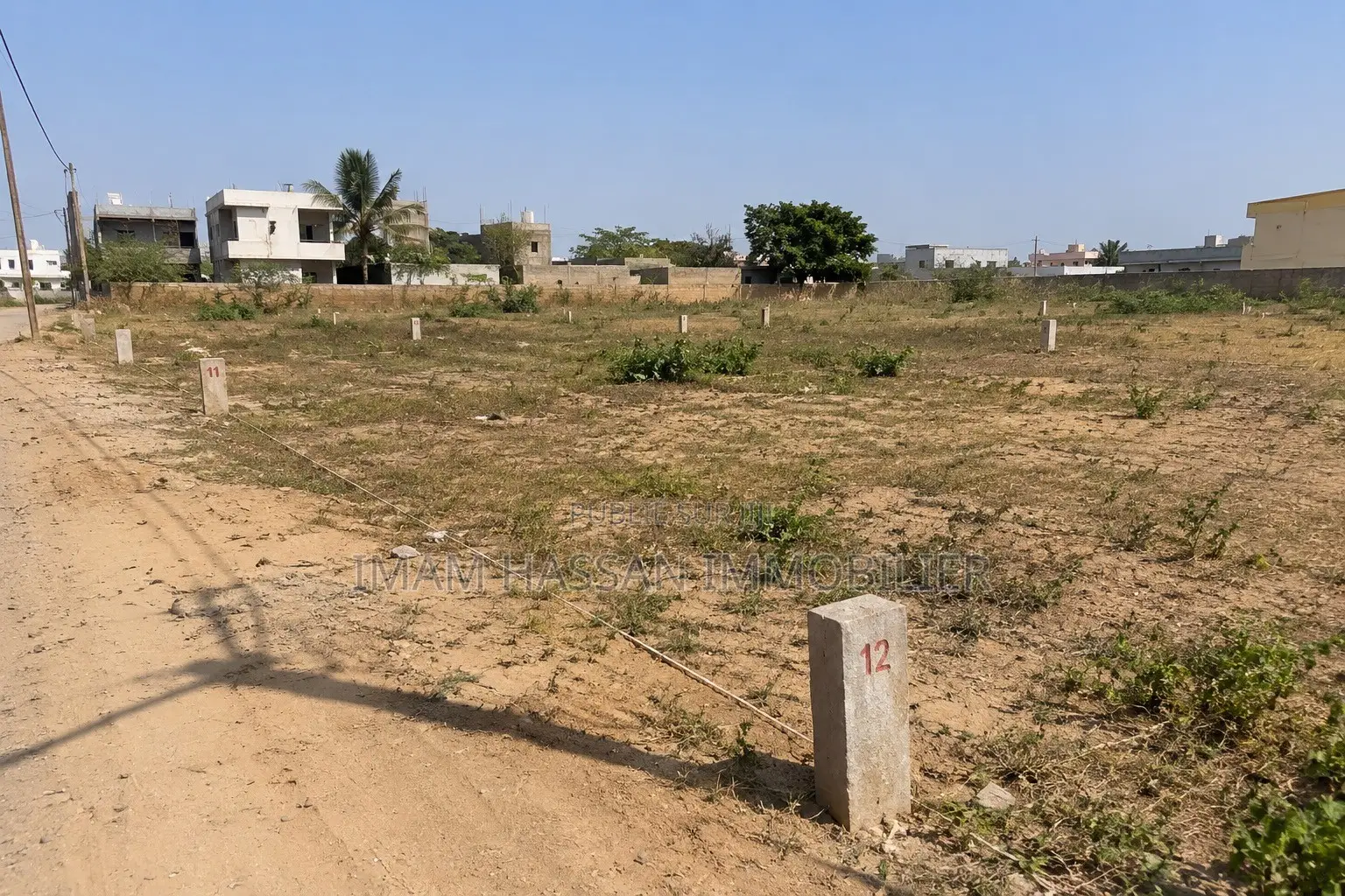 Terrains De 200m2 À Vendre À Palo-Thies