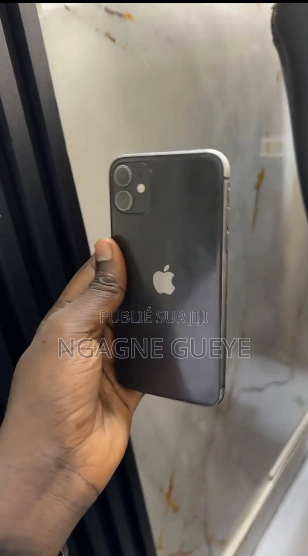 Apple iPhone 11 64 GB Noir