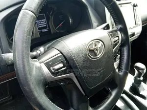 Toyota Land Cruiser Prado 2019 Marron