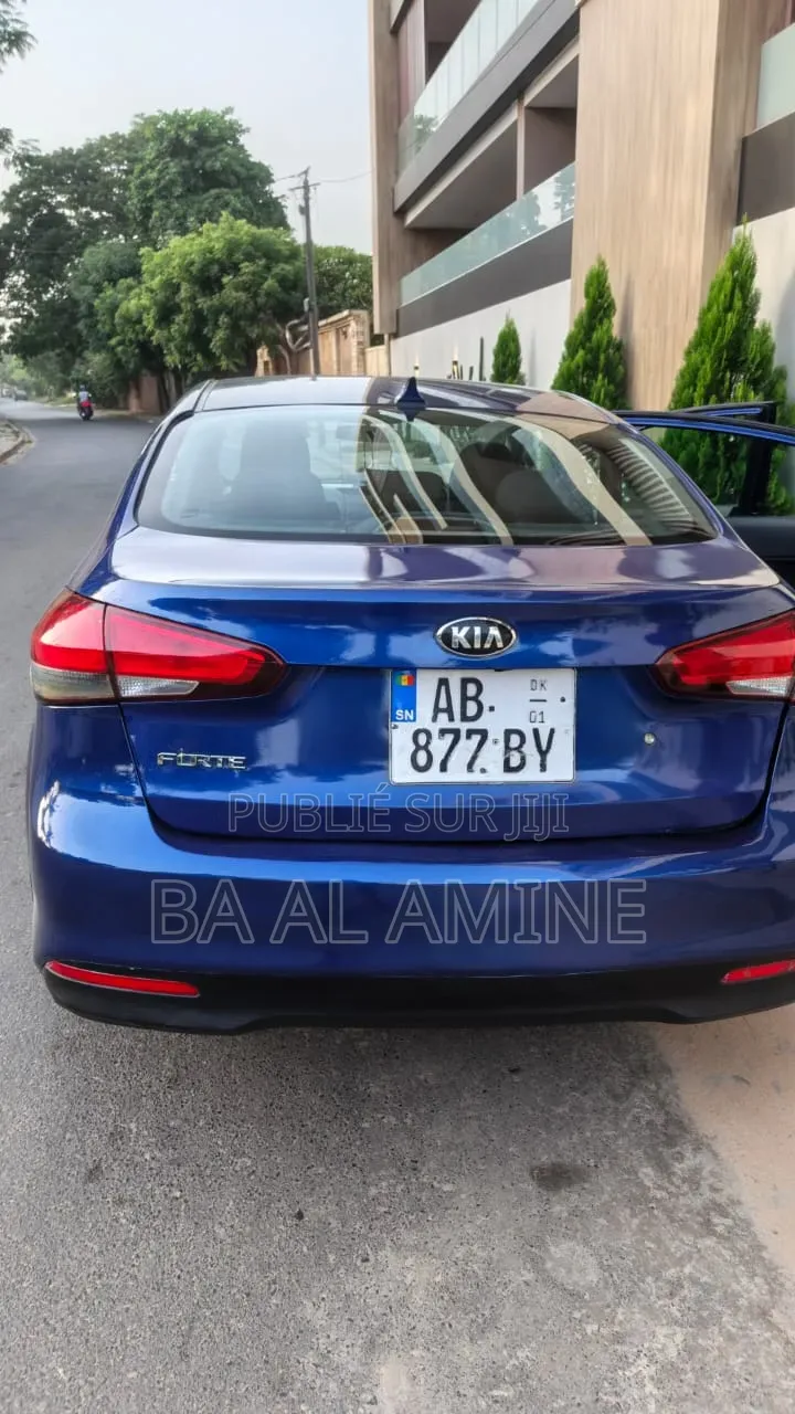 Kia Forte 2017 Bleu