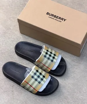 Sandal Burberry Disponible