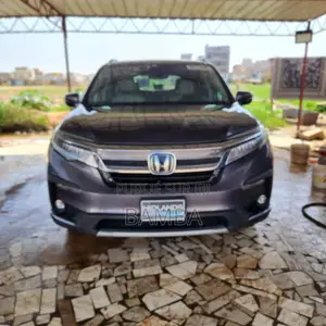 Honda Pilot Touring 7 Passenger AWD 2020 Gris