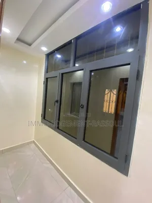 3chbre Appartement dans , Mermoz Sacré-Cœur à Louer