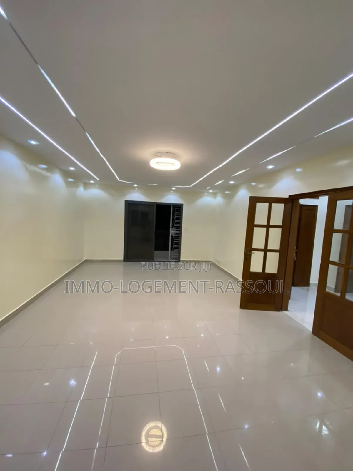 3chbre Appartement dans , Mermoz Sacré-Cœur à Louer