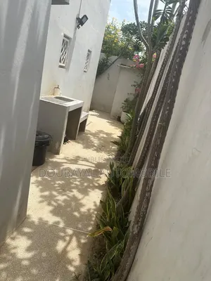 3chbre Villa dans Saly Villa À Vendre, Thiès Sud à Vendre