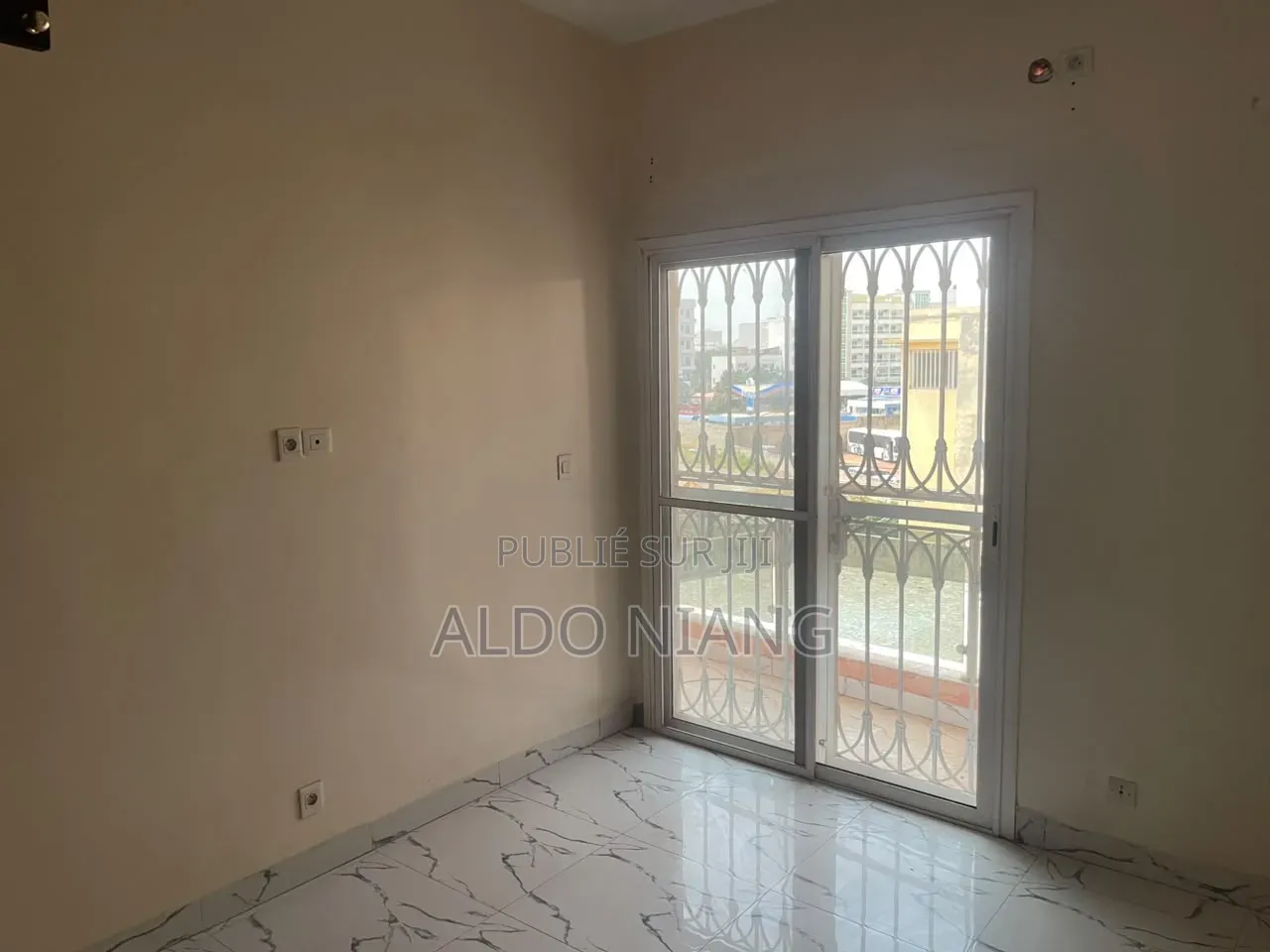 2chbre Appartement dans Limaldo Immo, Sicap-Liberté à Louer