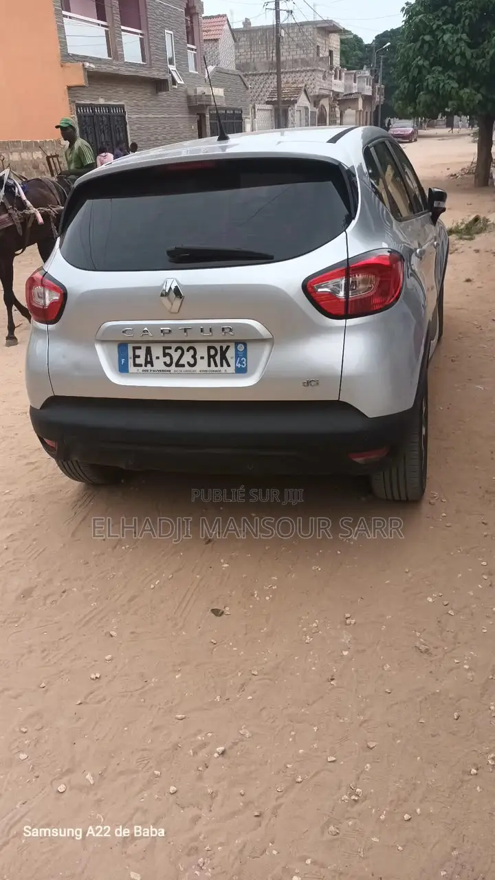 Renault Captur 0.9 Petrol FWD 2016 Gris