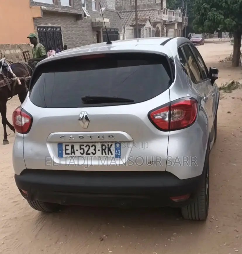 Renault Captur 0.9 Petrol FWD 2016 Gris