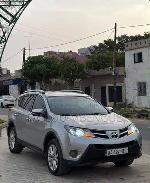 Toyota RAV4 2015 Noir
