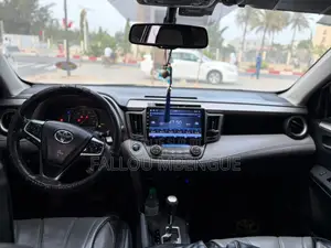 Toyota RAV4 2015 Noir