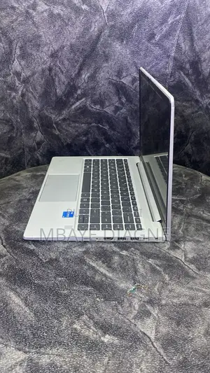 Nouveau HP EliteBook 840 G6 16GB Intel Core i5 SSD 256GB