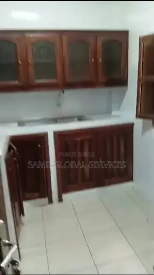 3chbre Appartement dans Ngor à Louer