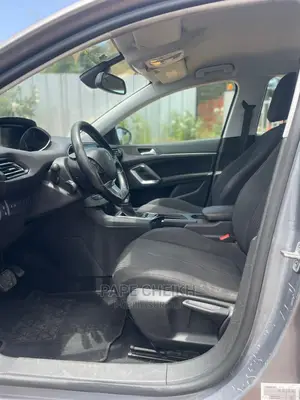 PEUGEOT 308 2016 Gris
