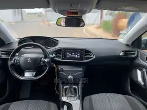 PEUGEOT 308 2016 Gris