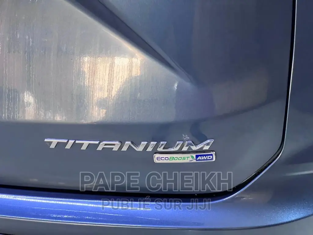 Ford Edge Titanium AWD 2019 Bleu