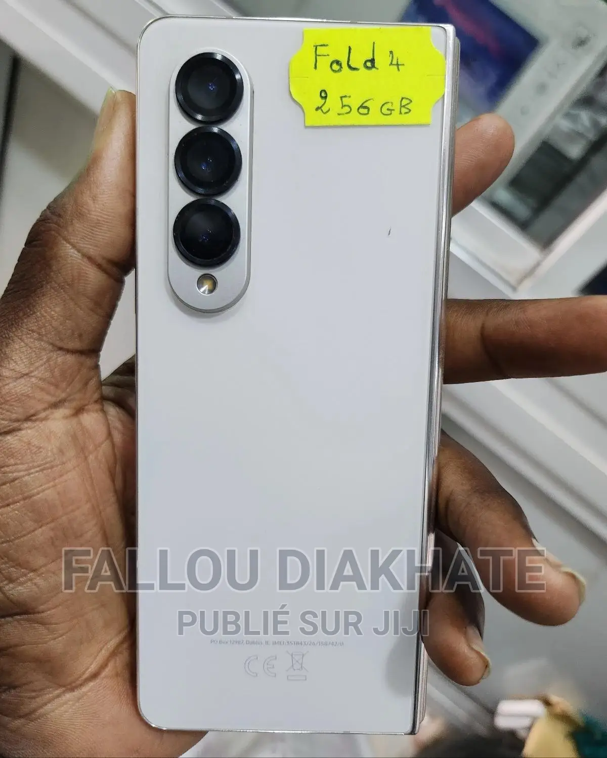 New Samsung Galaxy Z Fold4 256 GB Doré