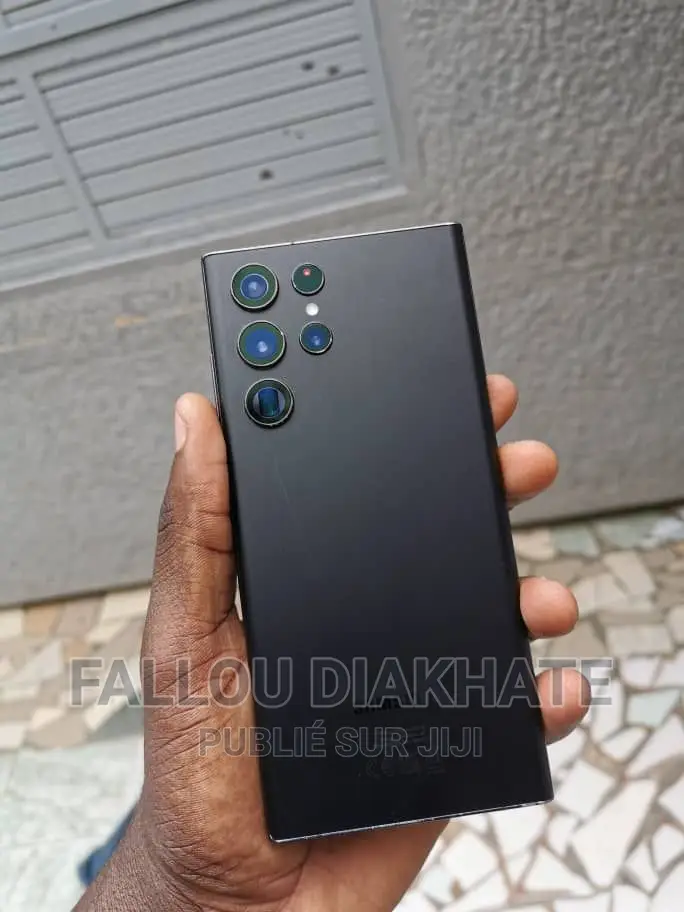 New Samsung Galaxy S22 Ultra 5G 256 GB Black