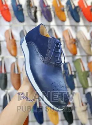 Photo - Chaussures en Cuir