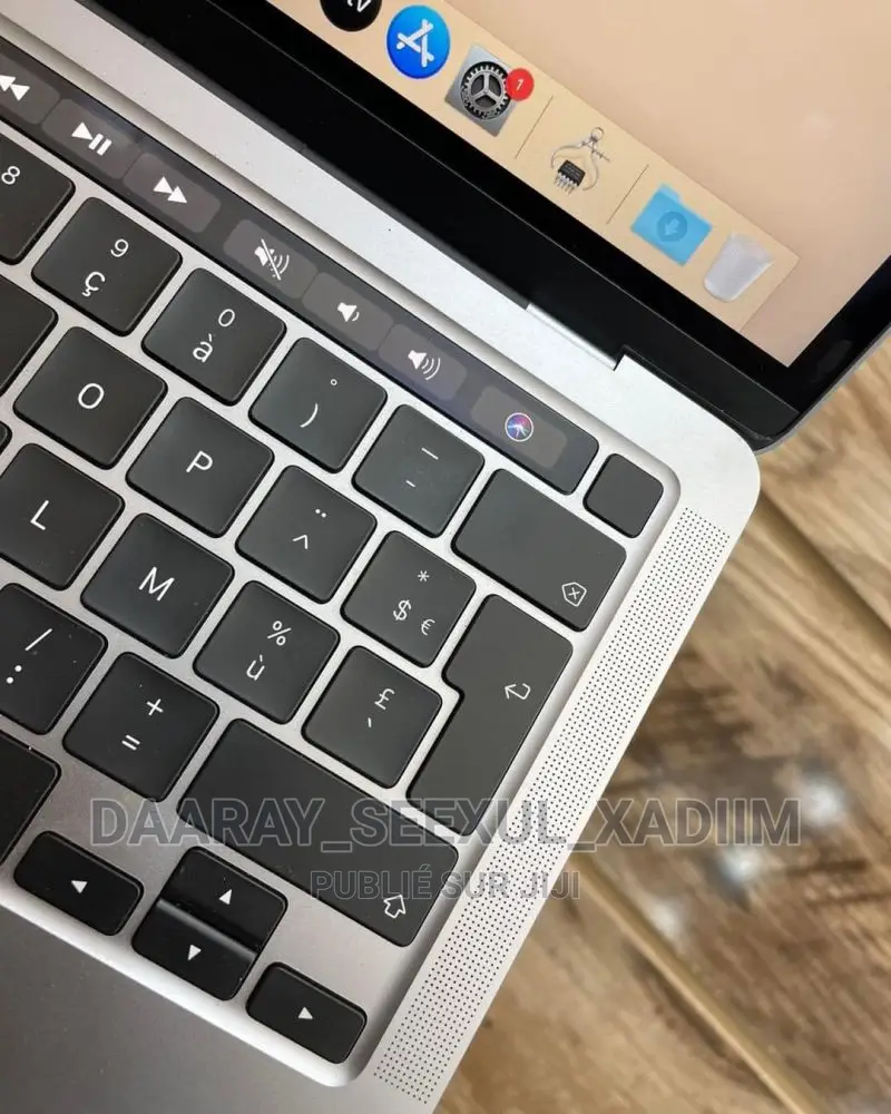 Ordinateur Portable Apple MacBook Pro 2020 8GB Intel Core I5 SSD 512GB