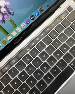 Ordinateur Portable Apple MacBook Pro 2020 8GB Intel Core I5 SSD 512GB