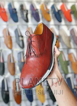 Photo - Chaussures Pour Homme en Cuir