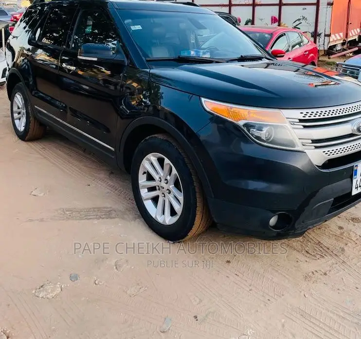 Ford Explorer 2015 Noir