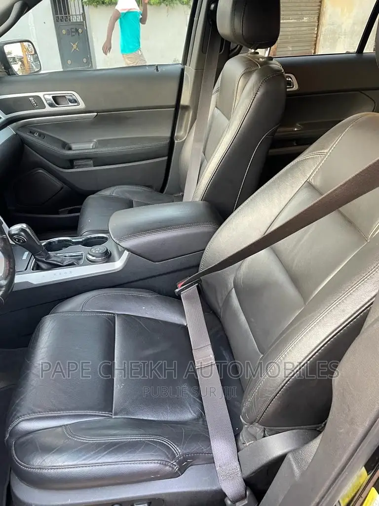 Ford Explorer 2015 Noir